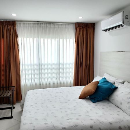 El Banco  Hotel Radoa מראה חיצוני תמונה
