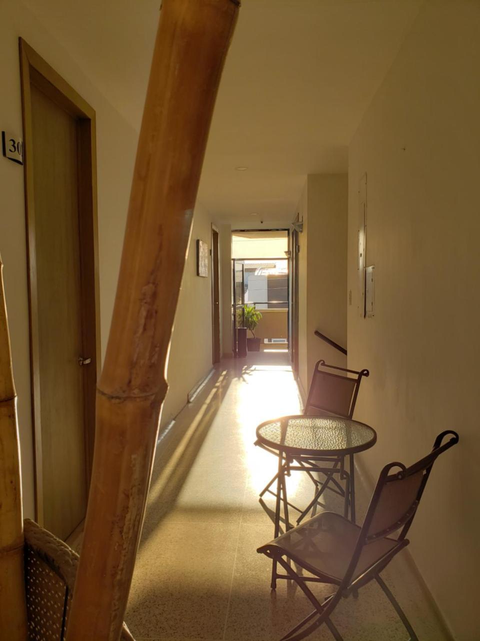 El Banco  Hotel Radoa מראה חיצוני תמונה