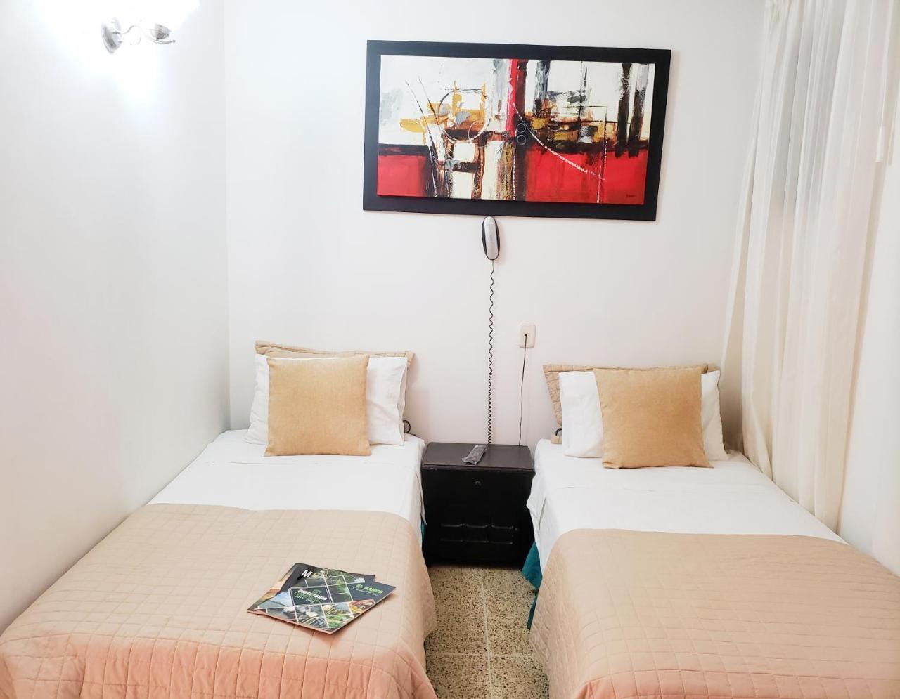 El Banco  Hotel Radoa מראה חיצוני תמונה