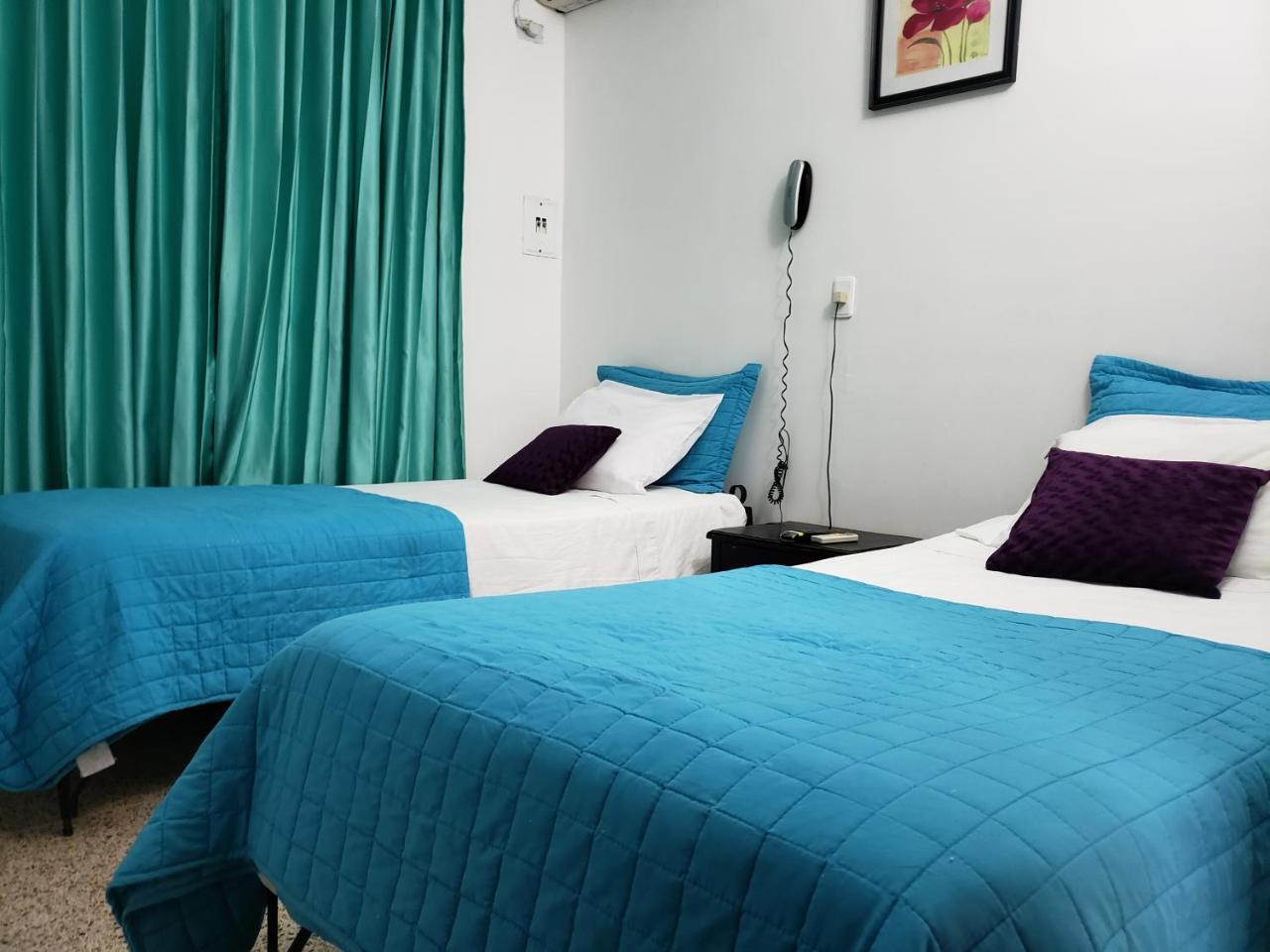 El Banco  Hotel Radoa מראה חיצוני תמונה